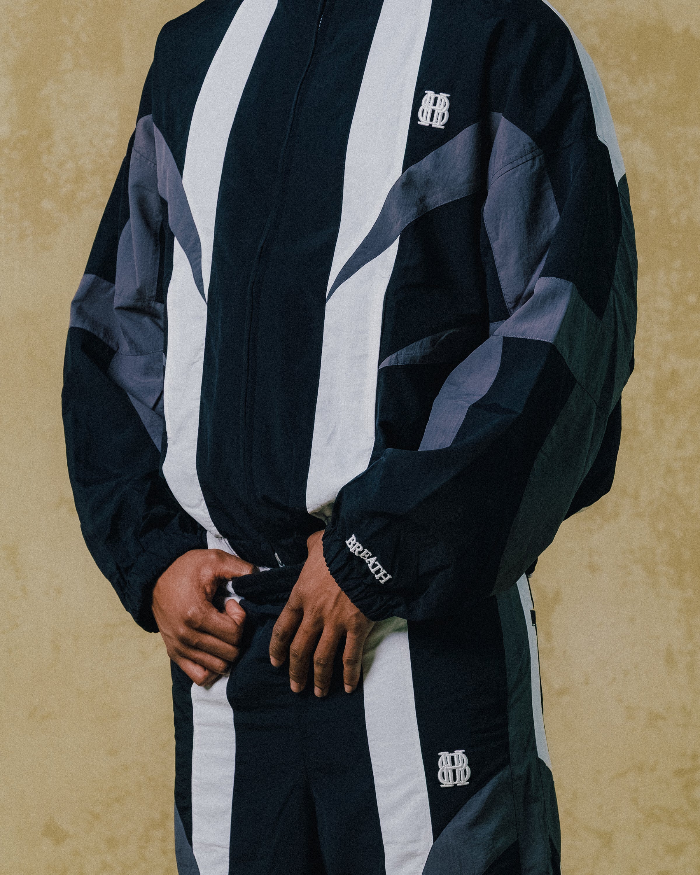 BH LOGO WARM UP PANTS / BLACK ｜BREATH ブレス - BAD HOP