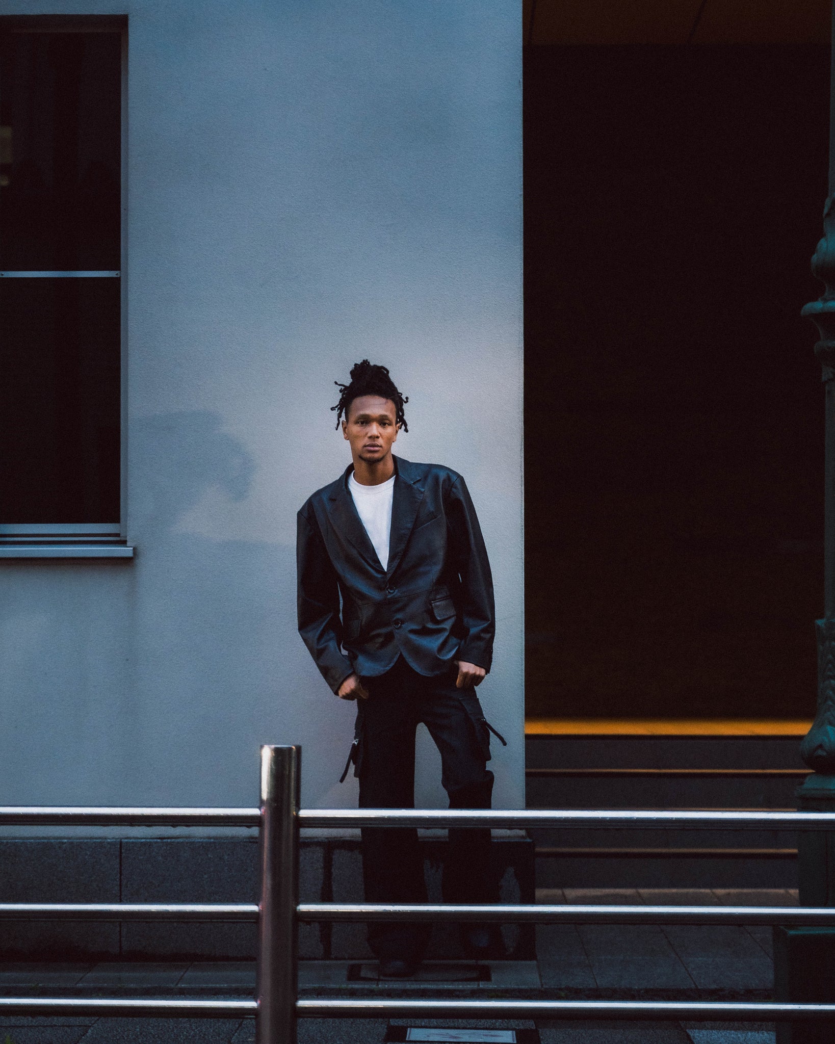 LEATHER TAILORED JACKET / BLACK