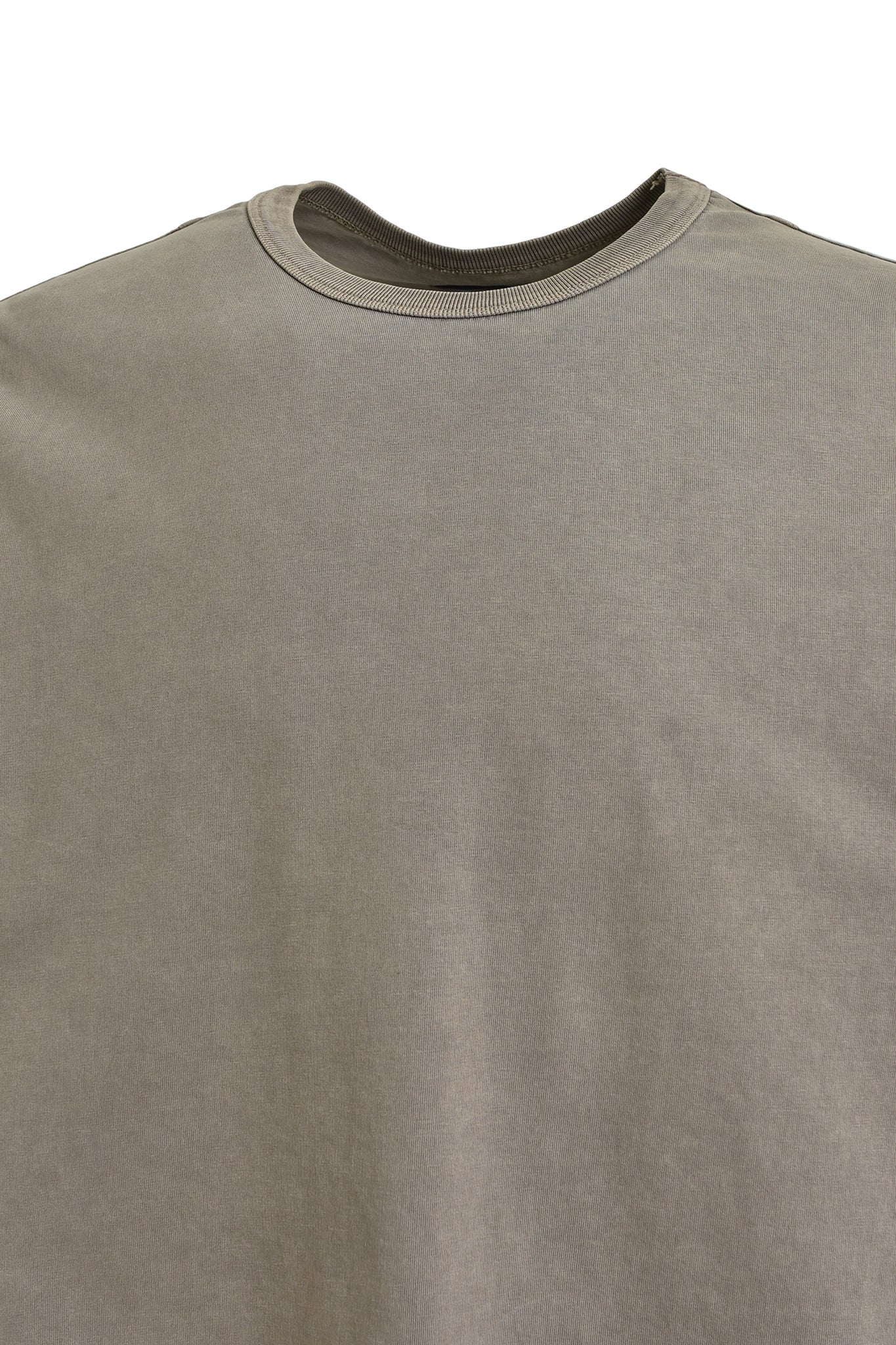 NEWRICH SLIM CROPPED TEE / DUST