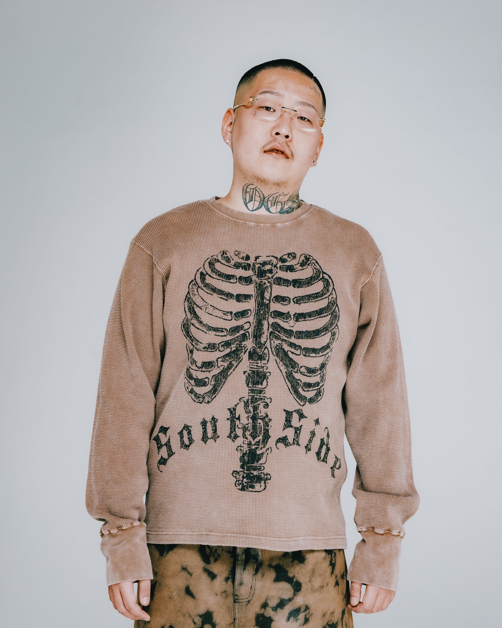 NATURAL BORN WAFFLE LS TEE / DUST