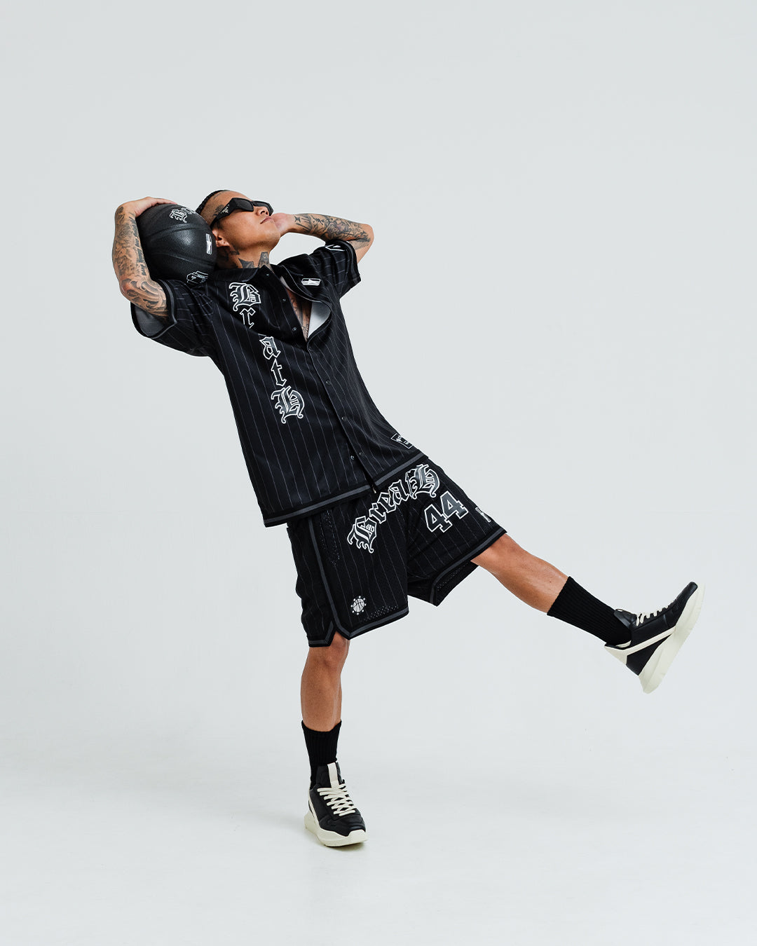 × MITCHELL&NESS BB GAME SHORTS / BLACK