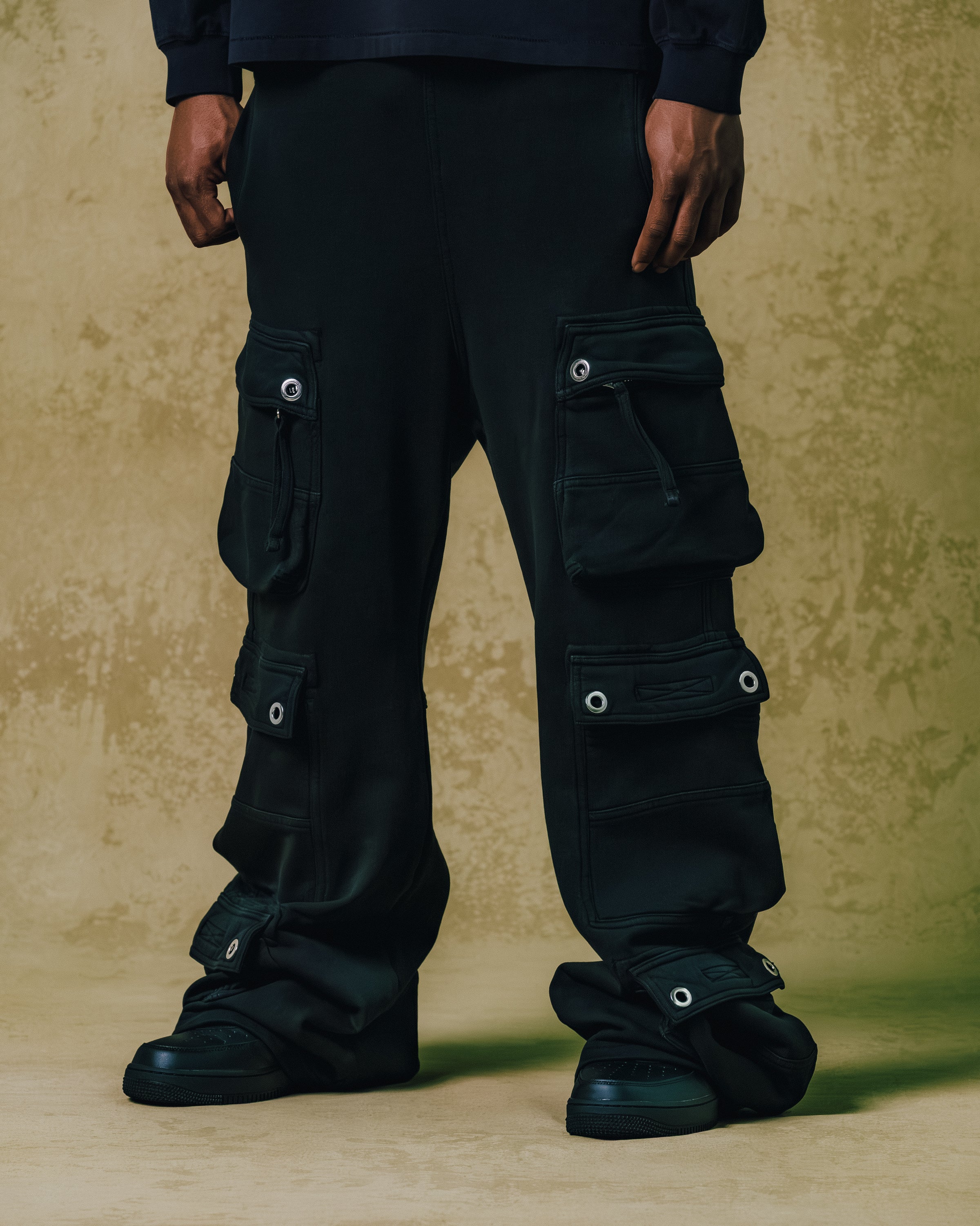 FADE TRIPLE CARGO PANTS TYPE-2 / BLACK ｜BREATH ブレス - BAD HOP
