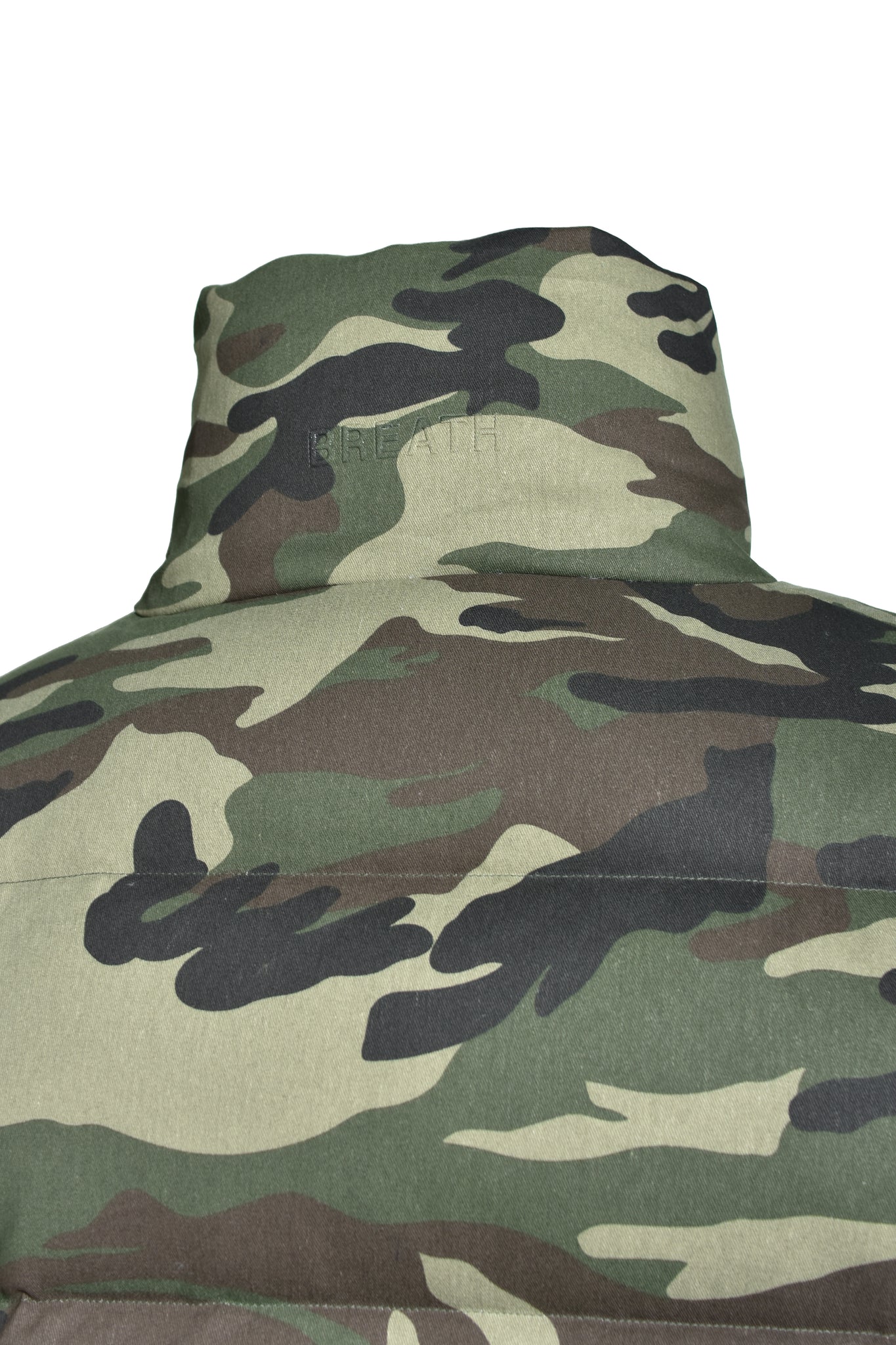 CAMO DOWN JACKET / WOODLAND CAMO