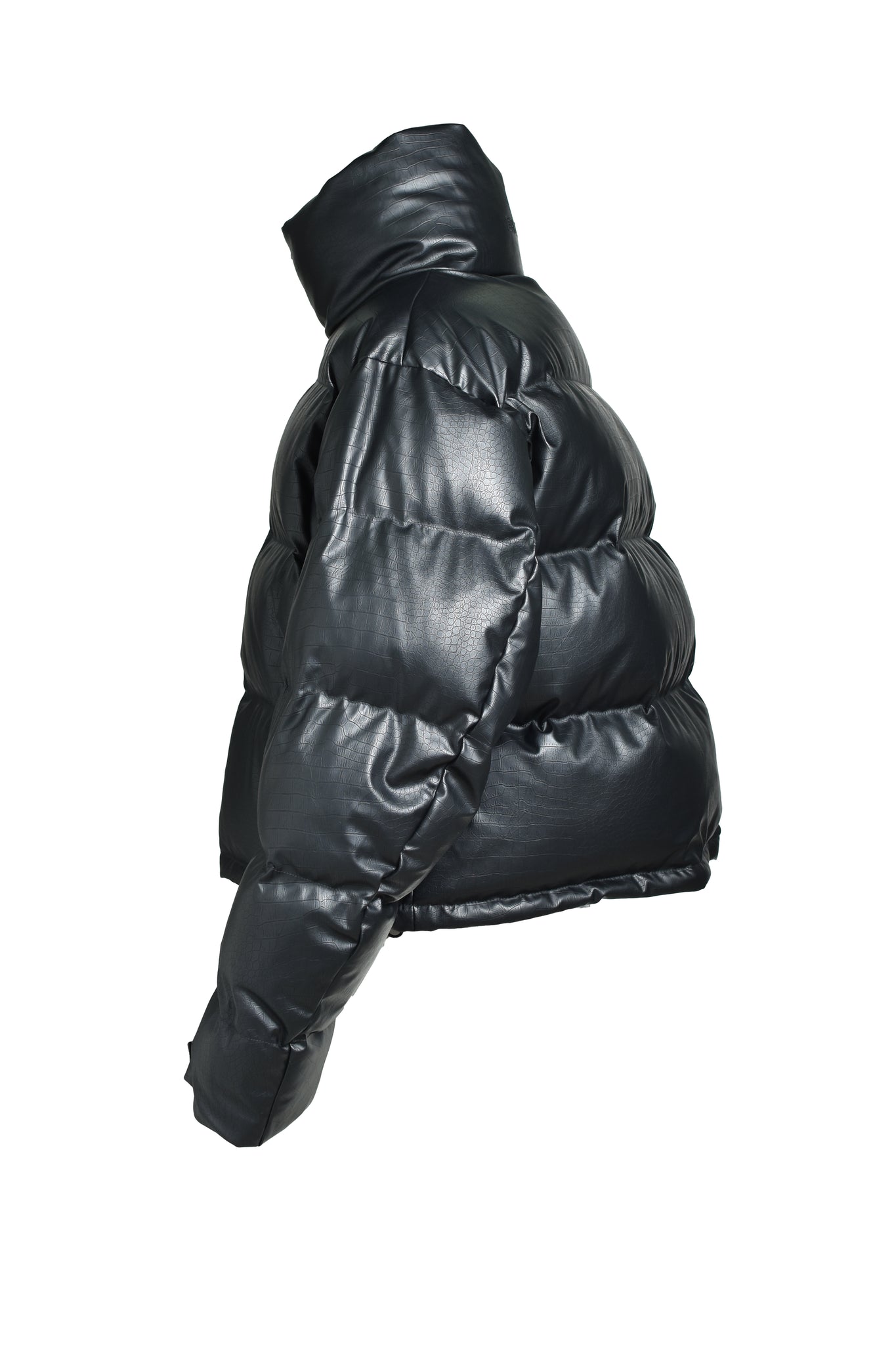 FAUX LEATHER MATTE CROCODILE DOWN JACKET / BLACK