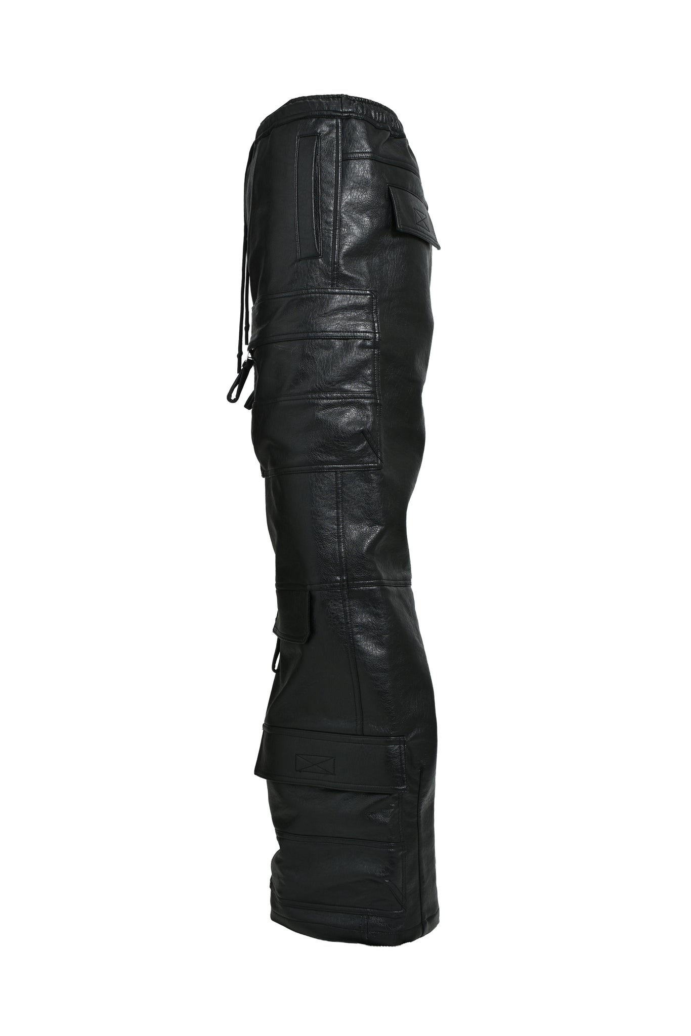 FAUX LEATHER CARGO PANTS / BLACK