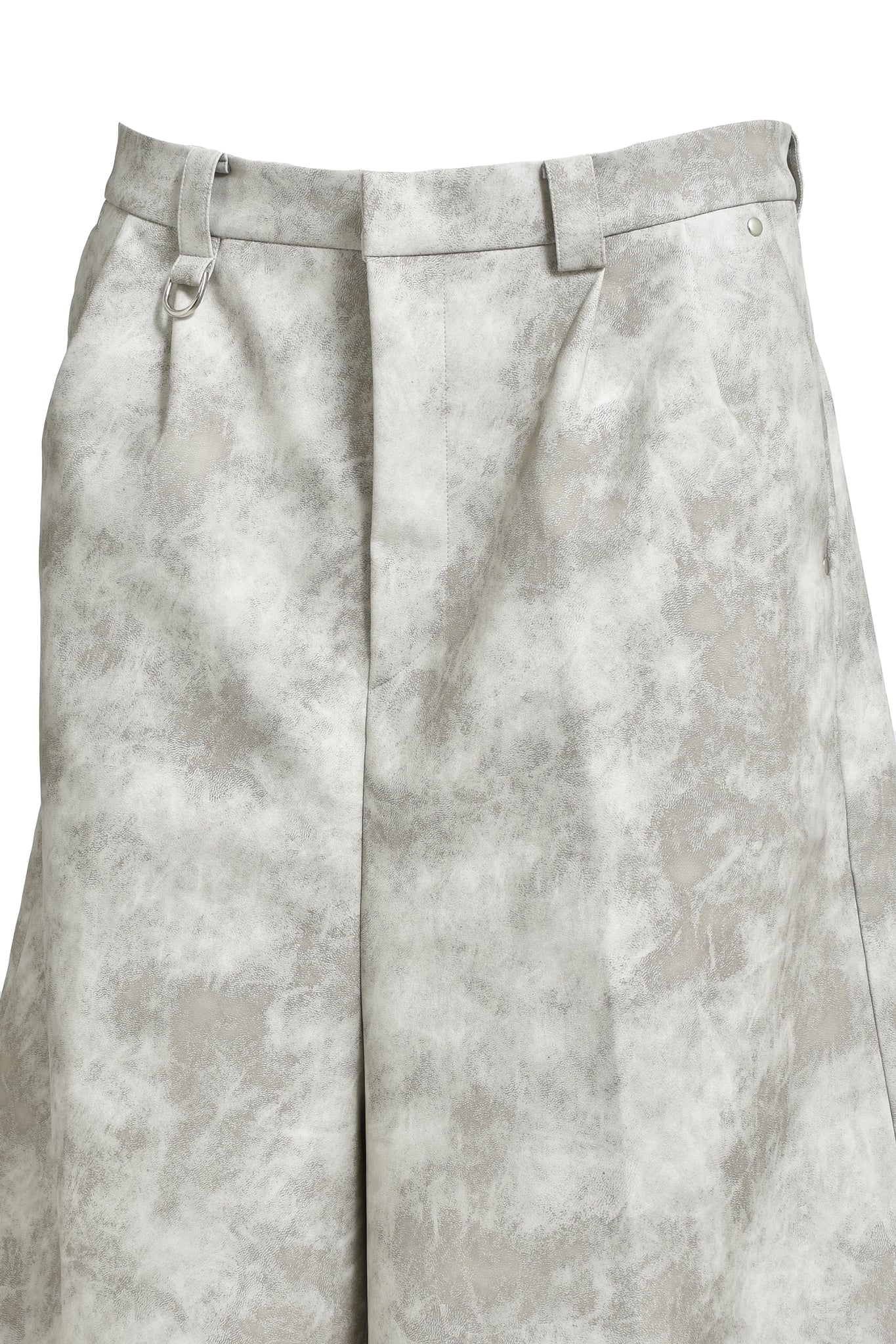 NEWRICH 2TACK SHORTS / CREAM