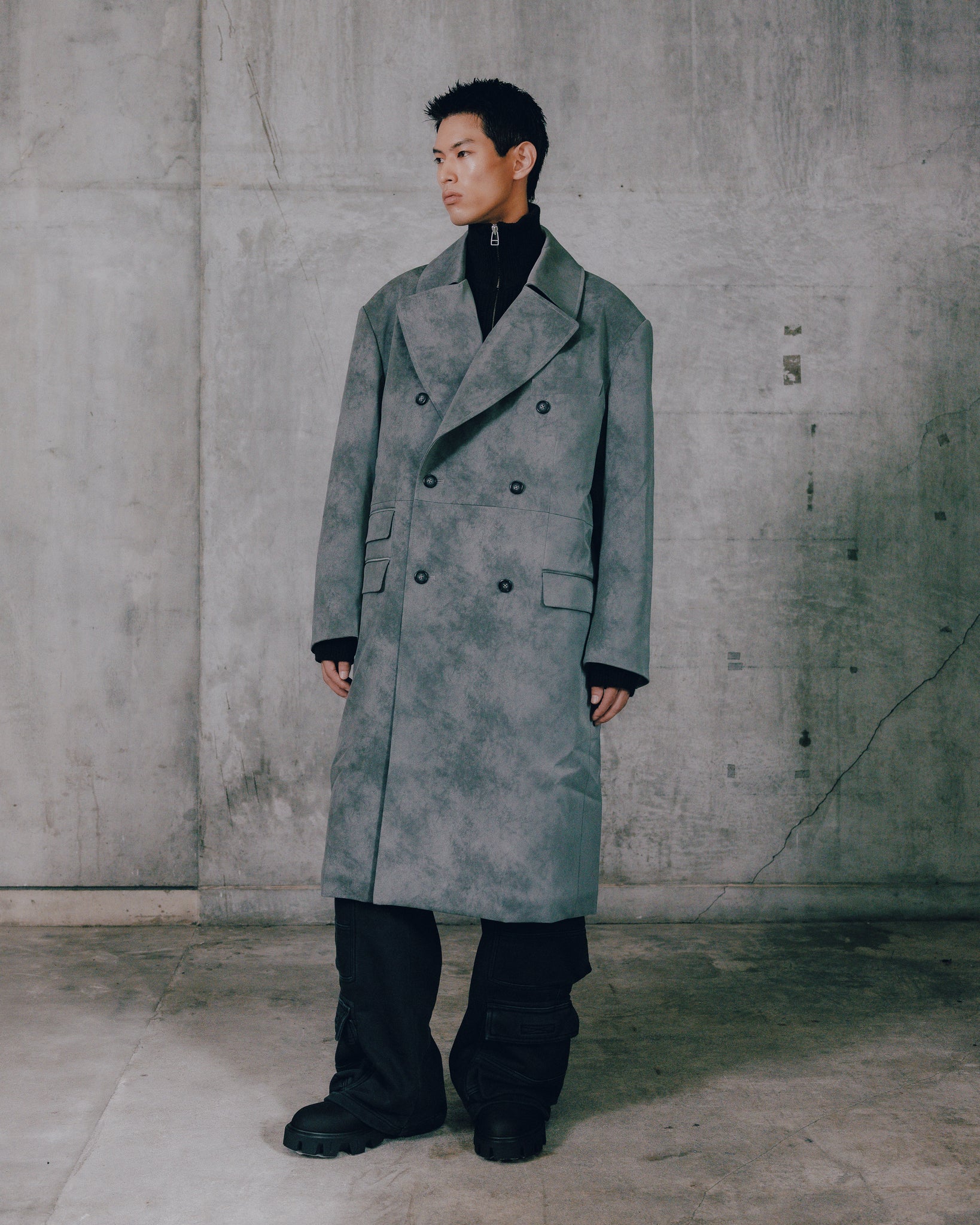 FAUX LEATHER DOUBLE BREASTED COAT / GREY