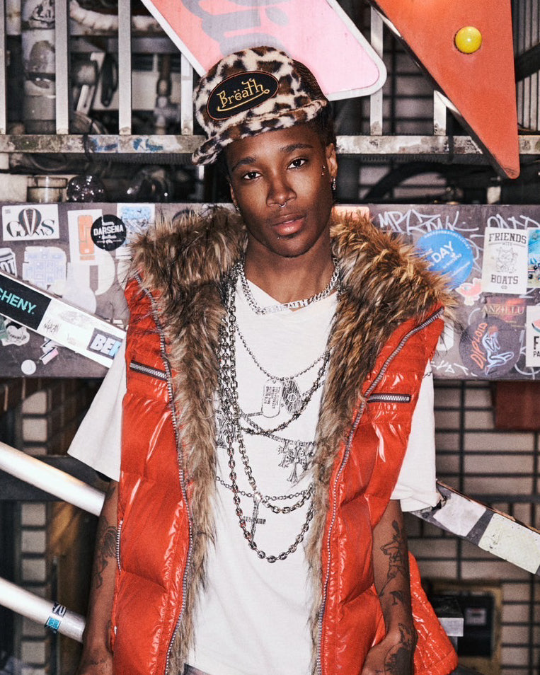 FAUX LEOPARD FUR CAP / BROWN