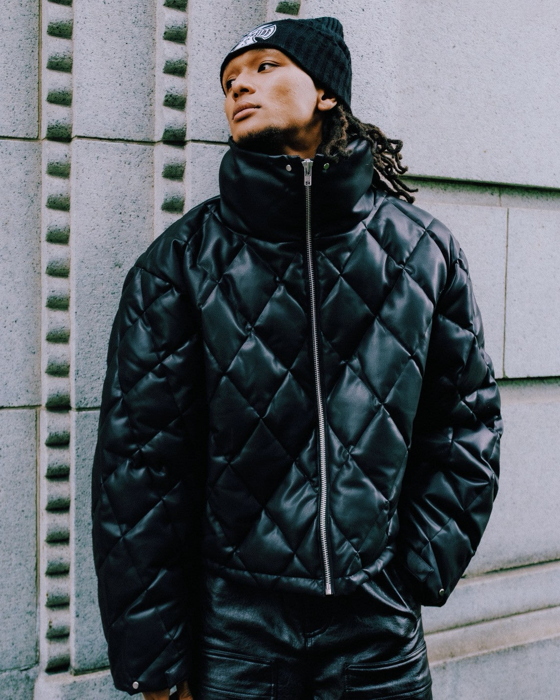 FAUX LEATHER QUILTING DOWN JACKET / BLACK