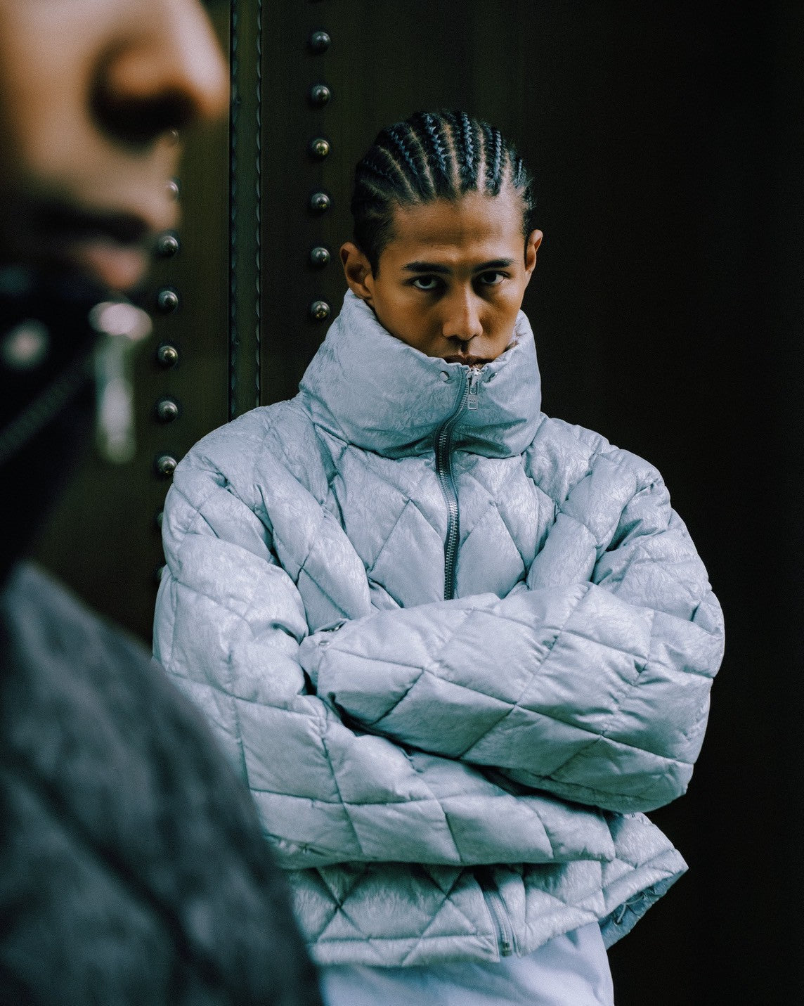 FAUX LEATHER SHINY QUILTING DOWN JACKET / SILVER