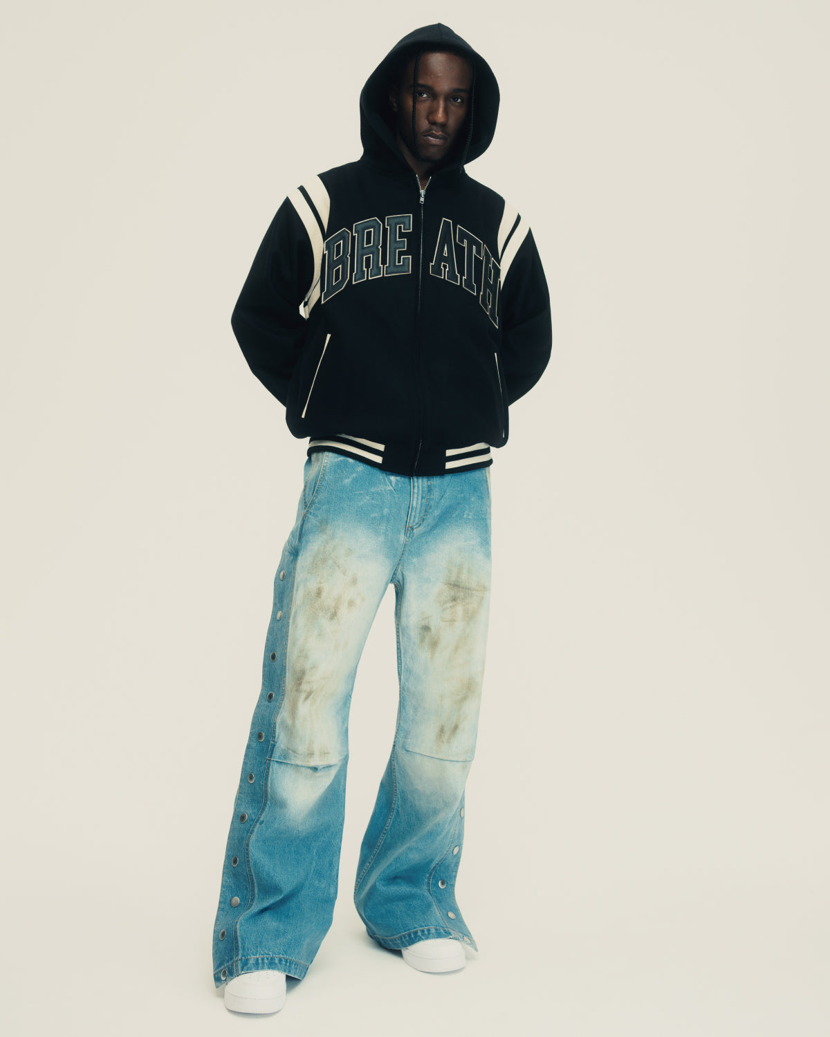 COATING SIDE BUTTON DENIM PANTS / INDIGO